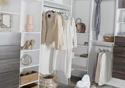 Tri-State Interiors specializes in Closet Remodeling in the entire Memphis Tri-State Area.
